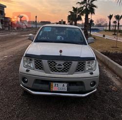 نيسان نافارا